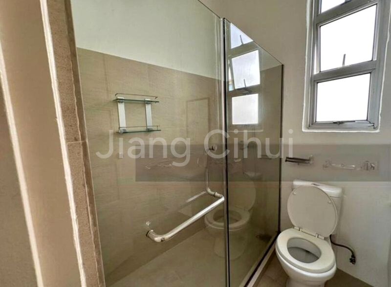 3 Bed Walk-up Apartment (Condo) for Sale in  River Valley Apartments - Image 7